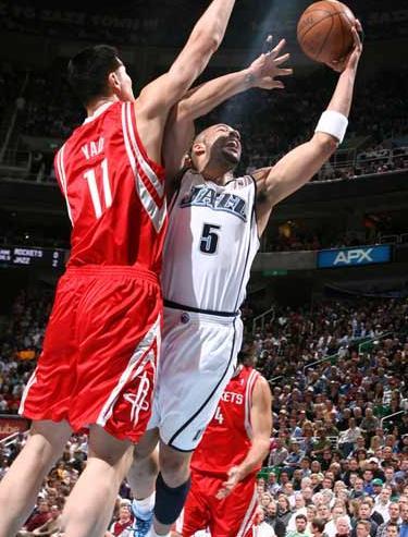 关于犹他爵士发布备战花絮,国际比赛日调整名单,欧超杯任务艰巨,控场能力受关注的信息 关于犹他爵士发布备战花絮,国际比赛日调整名单,欧超杯任务艰巨,控场能力受关注的信息